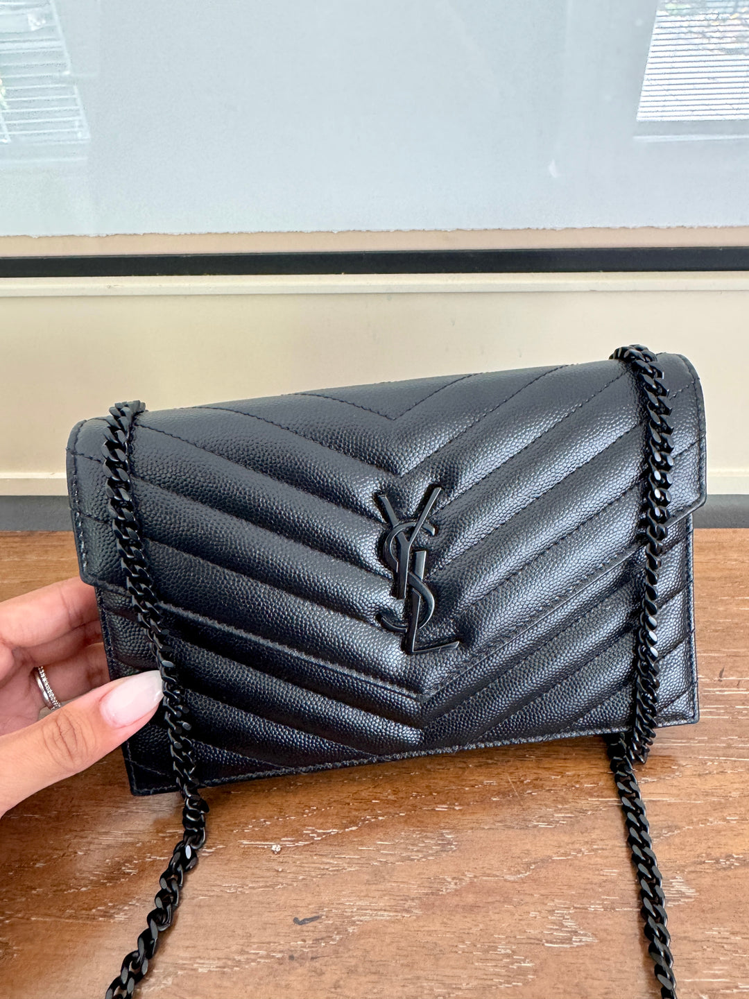 YSL WOC black/black