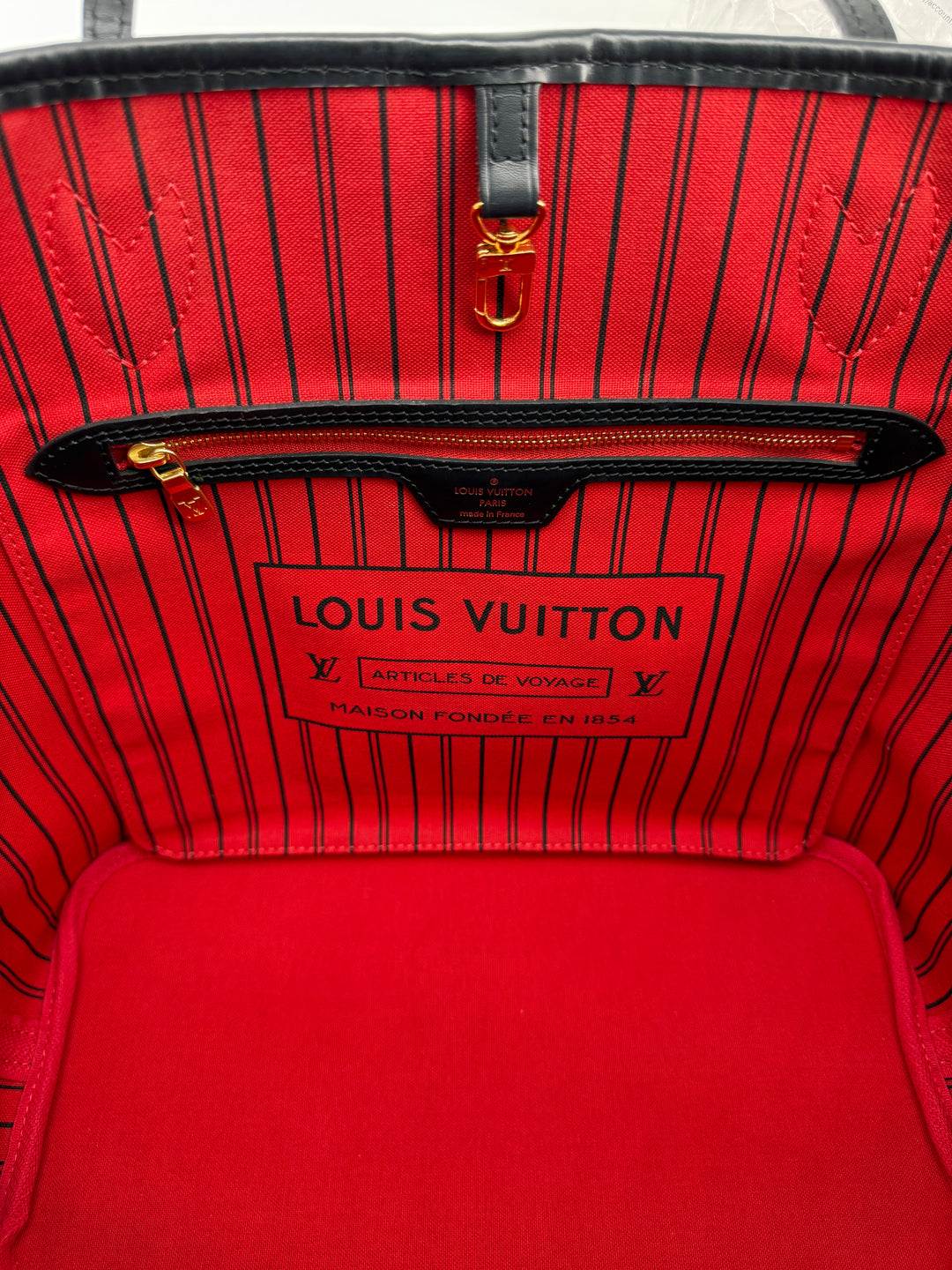 Louis Vuitton World Tour Neverfull MM – Monogram Canvas with Red Interior