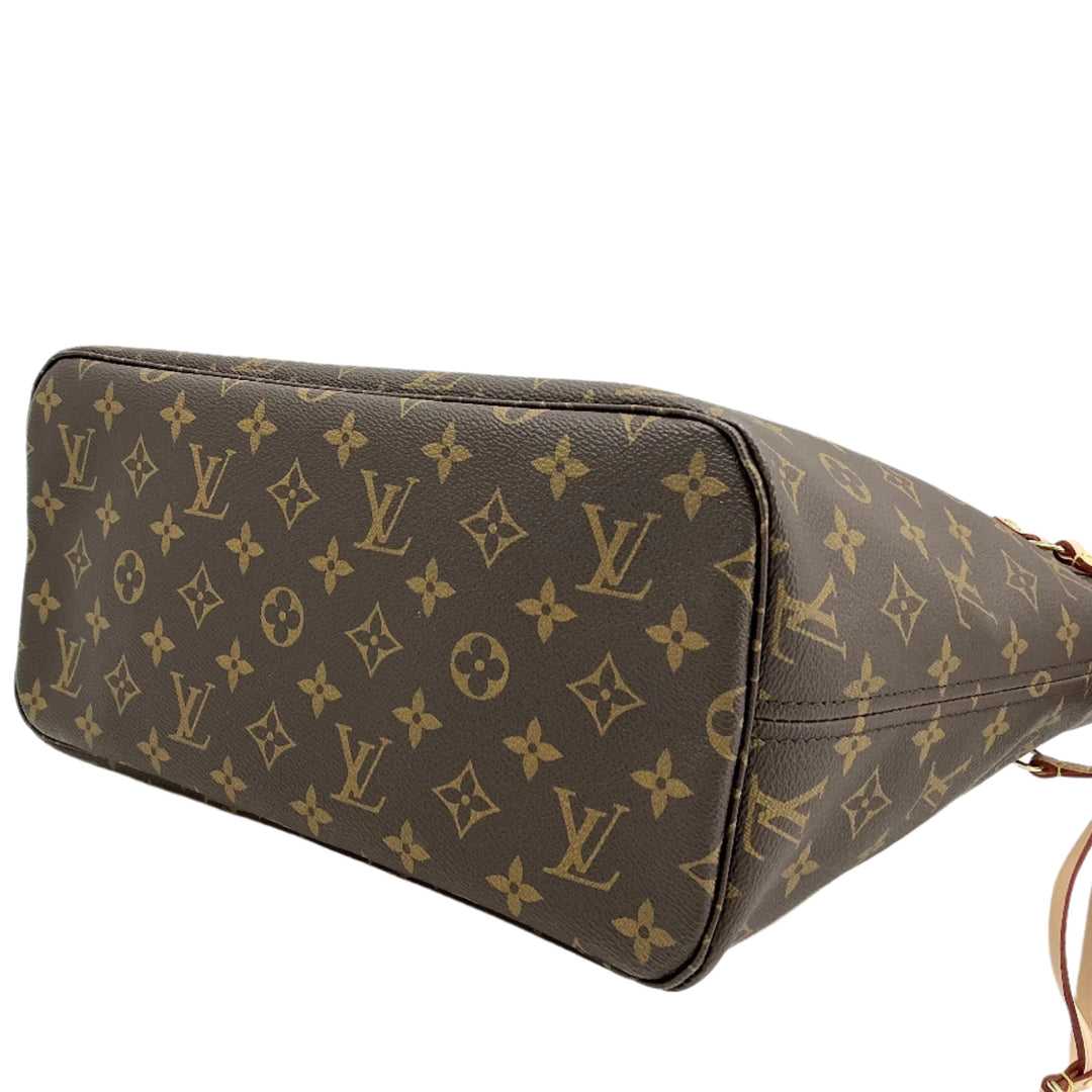 Louis Vuitton Neverfull MM bootom view showcasing iconic Monogram canvas and detail craftsmanship.