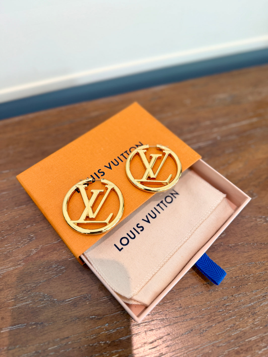 LV Louise GM hoops