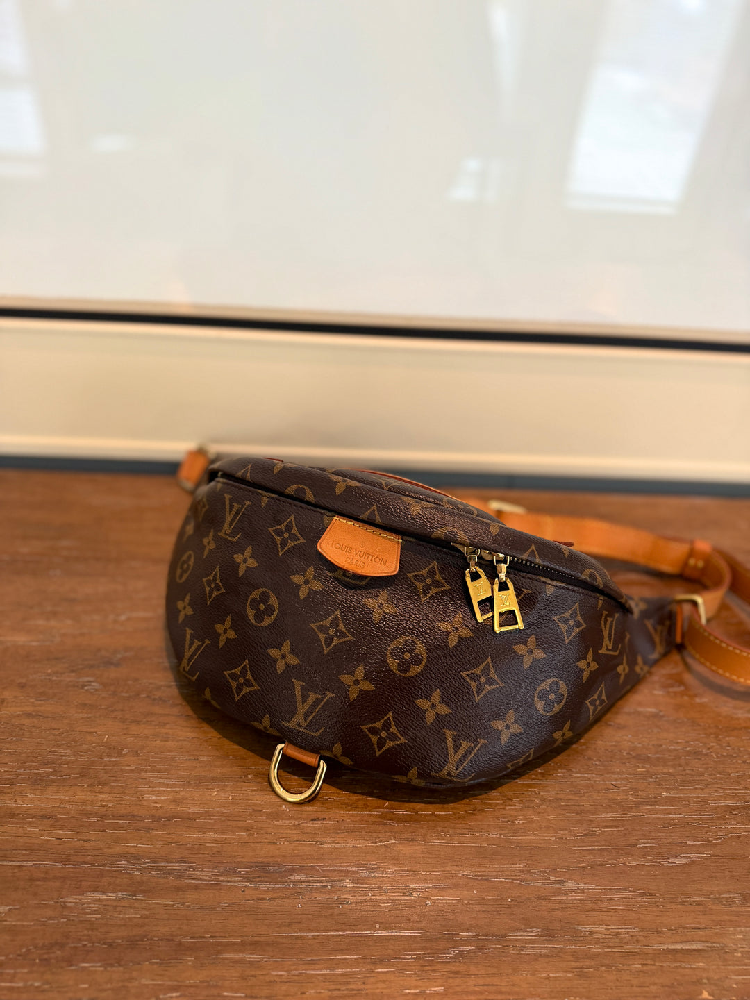 LV bumbag