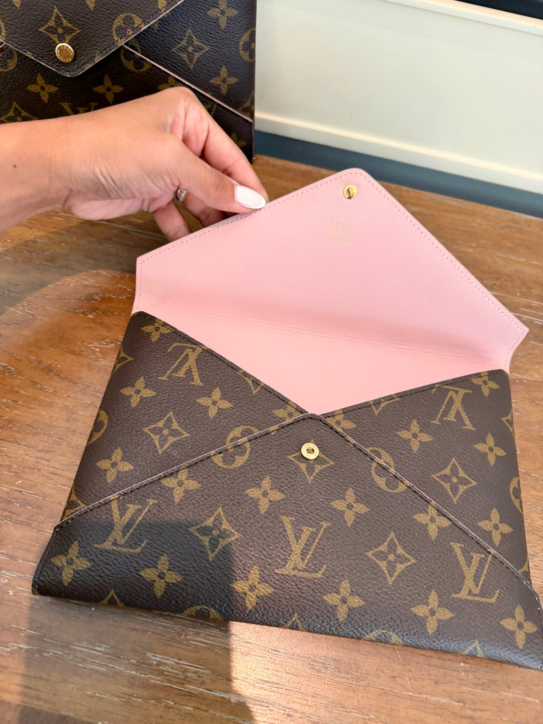 LV large kirigami