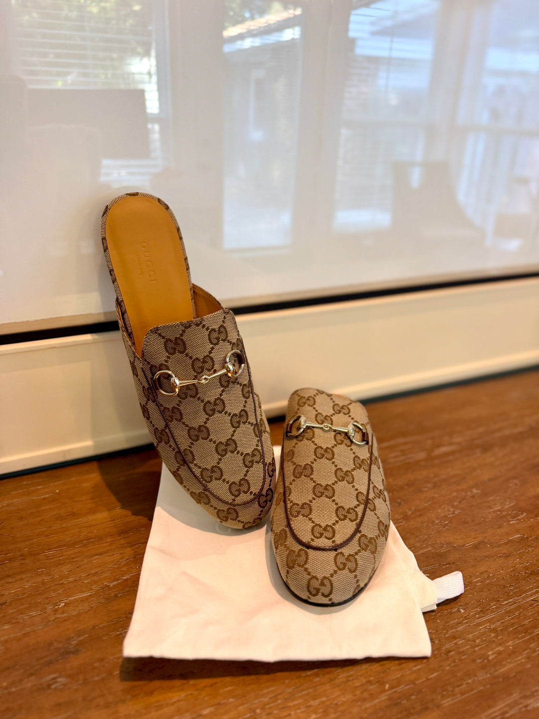 Gucci loafers sz 39