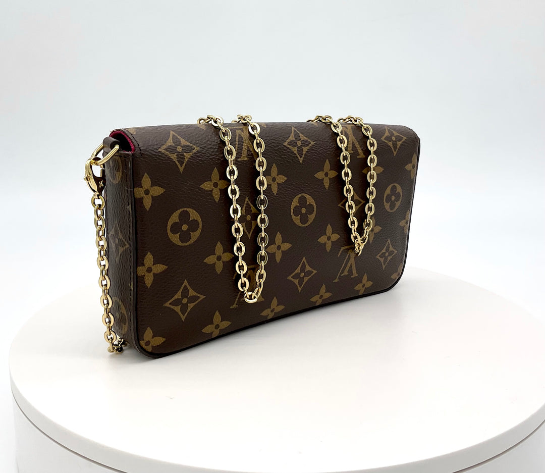 Authentic LOUIS VUITTON Monogram Felicie Pochette featuring iconic monogram print and gold chain.
