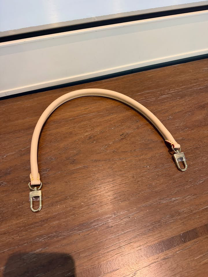 LV Rounded Vachetta Strap