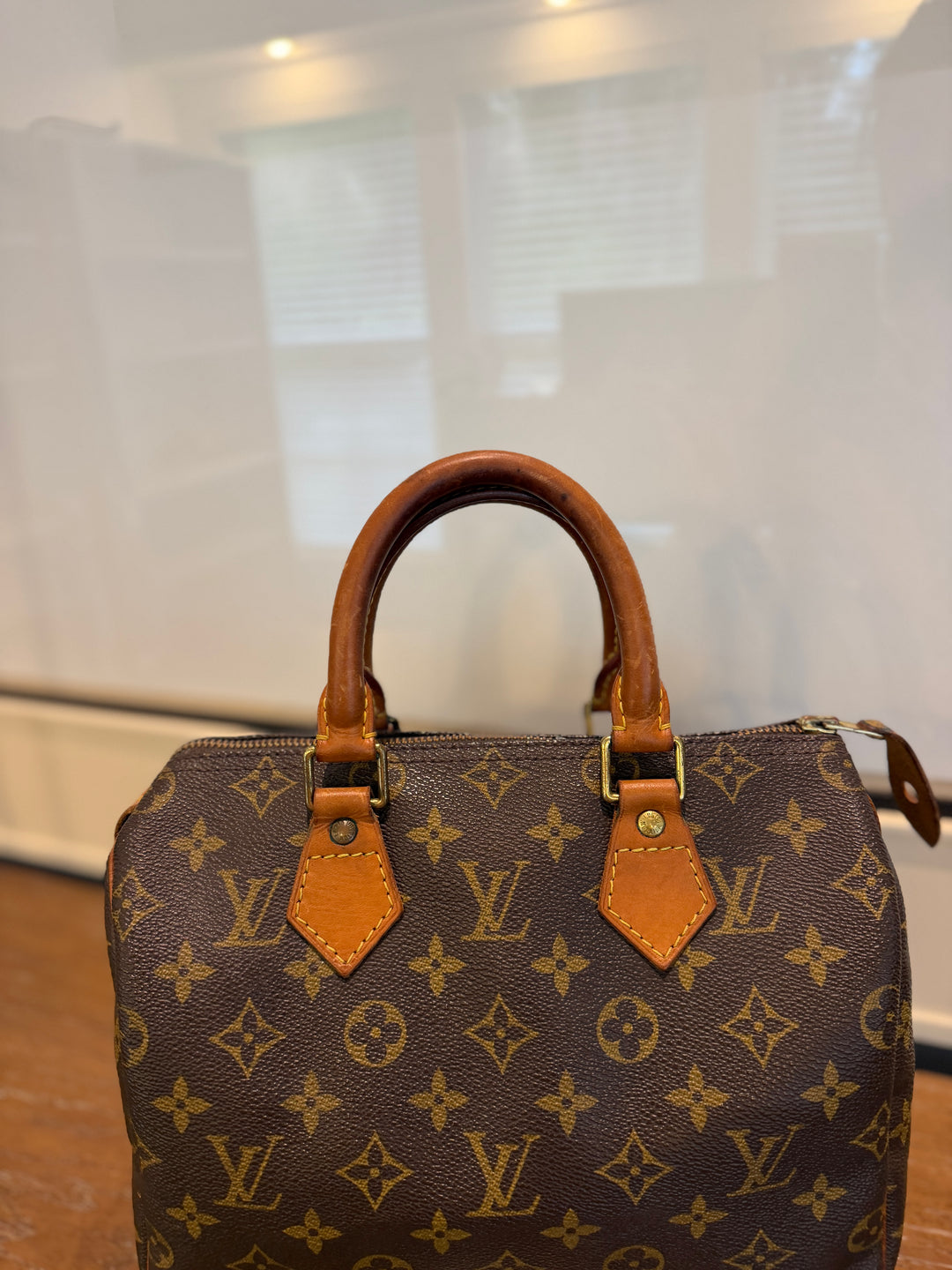 LV speedy 25