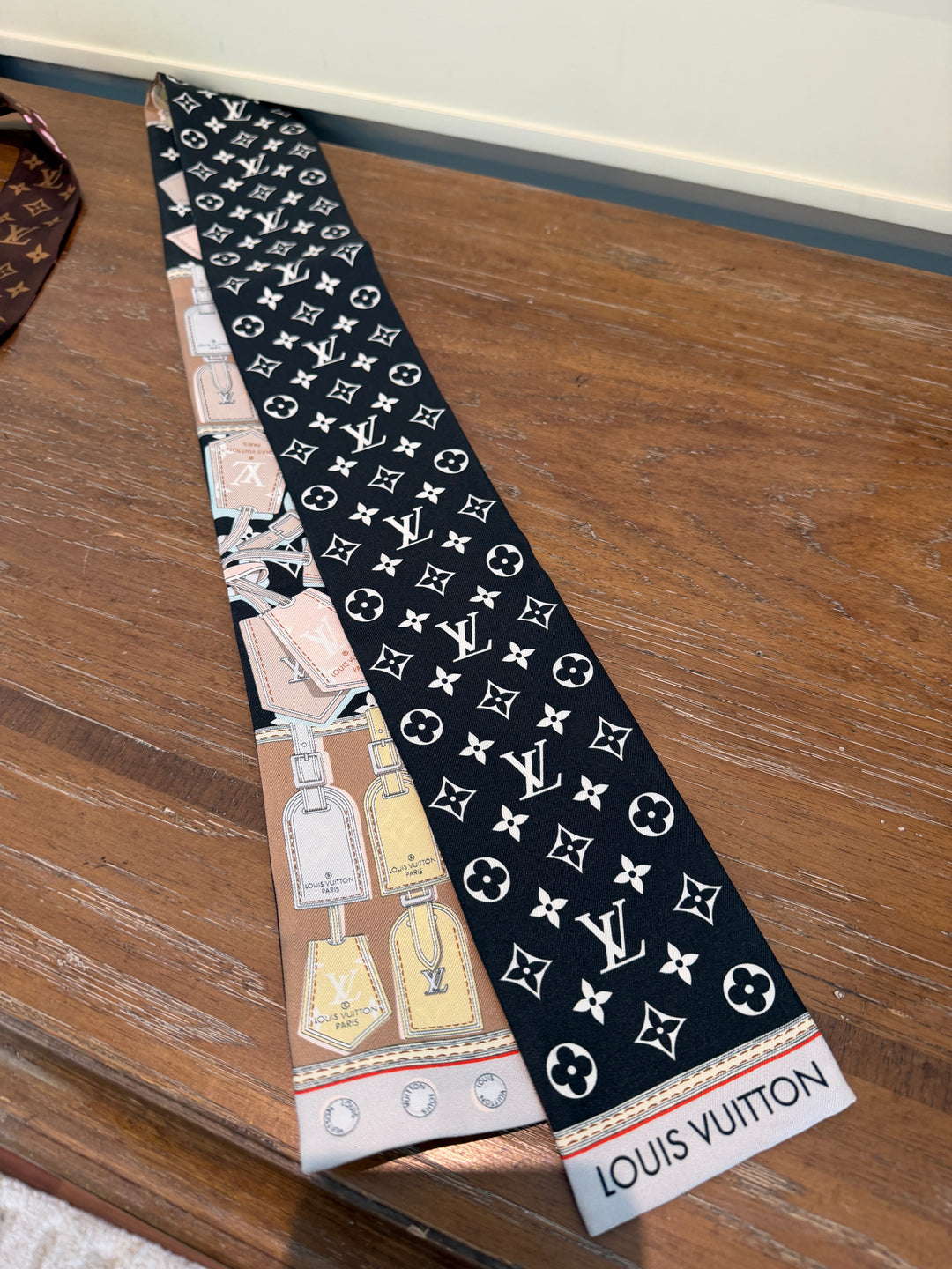 LV twilly