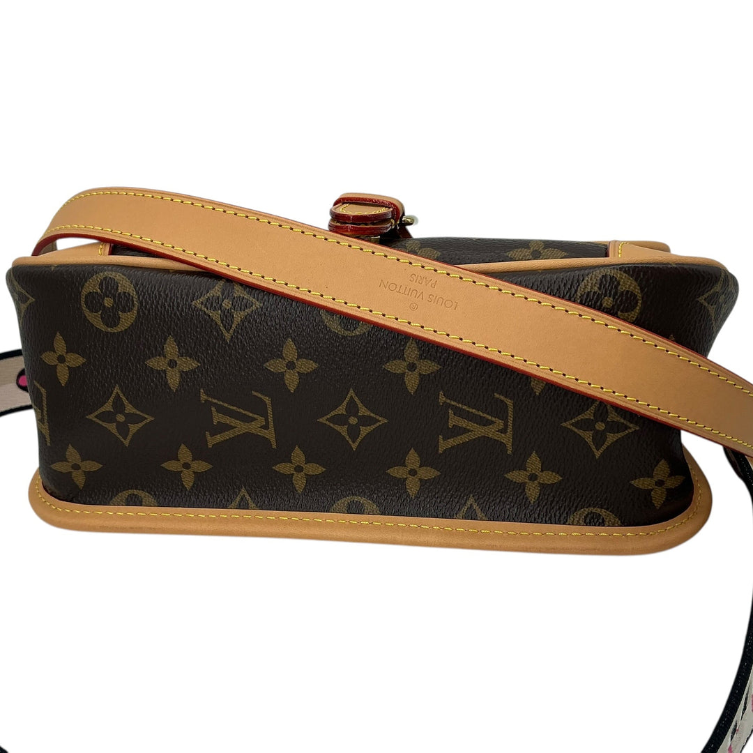 Louis Vuitton Monogram Shoulder Bag with Dust Bag