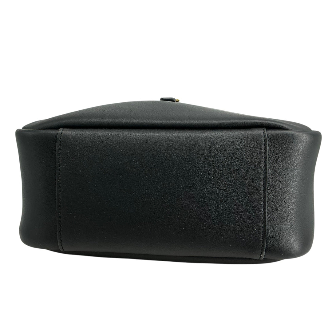 Saint Laurent Smooth Calfskin Small Le 5 à 7 Soft Hobo Black