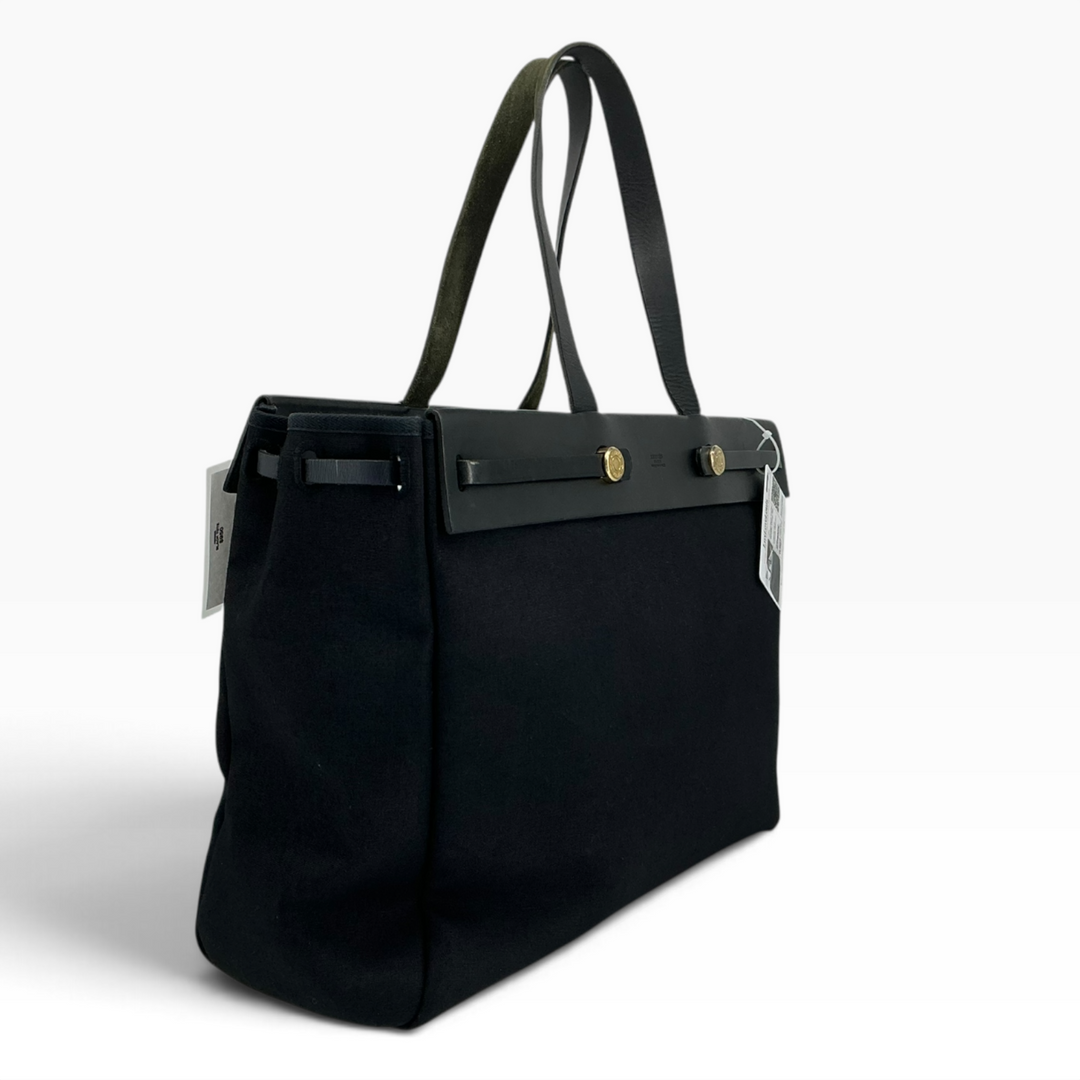 Hermès Herbag Cabas MM black toile and leather three quarter view