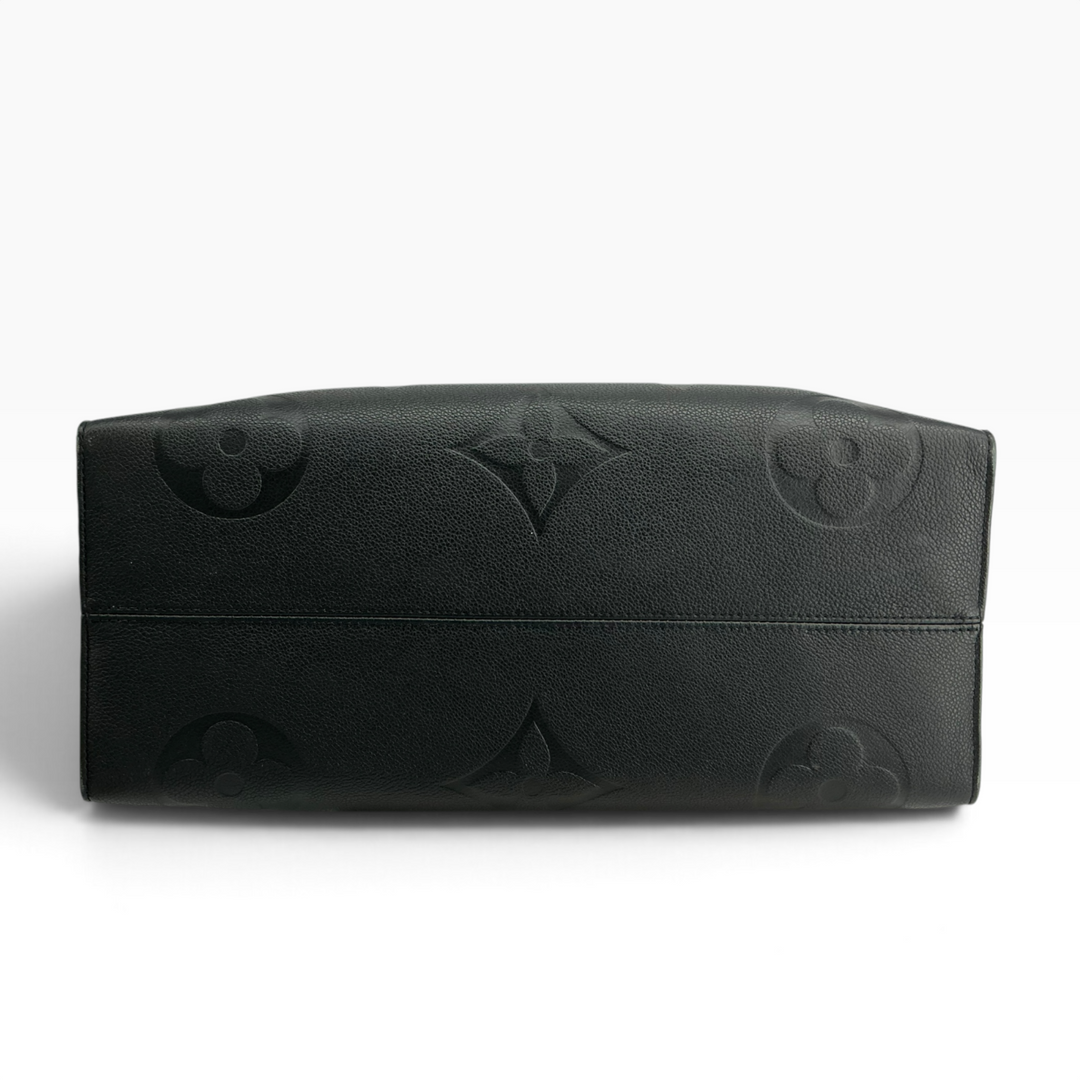 Louis Vuitton OnTheGo GM opposite bottom corner condition