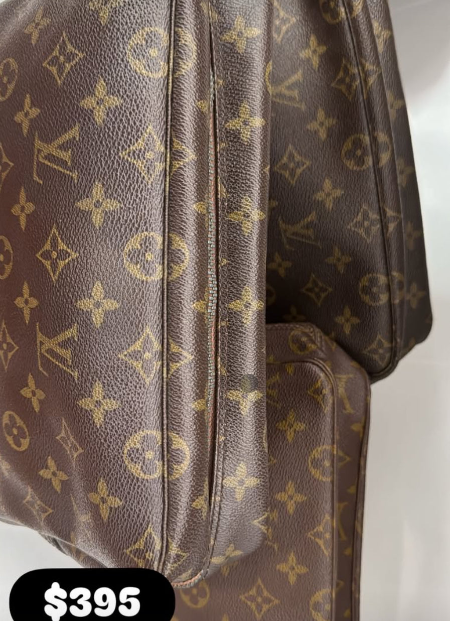 LV Trousse