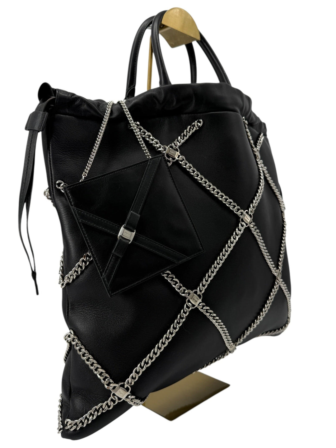 Salvatore Ferragamo Nappa Chain Drawstring Shoulder Bag Black