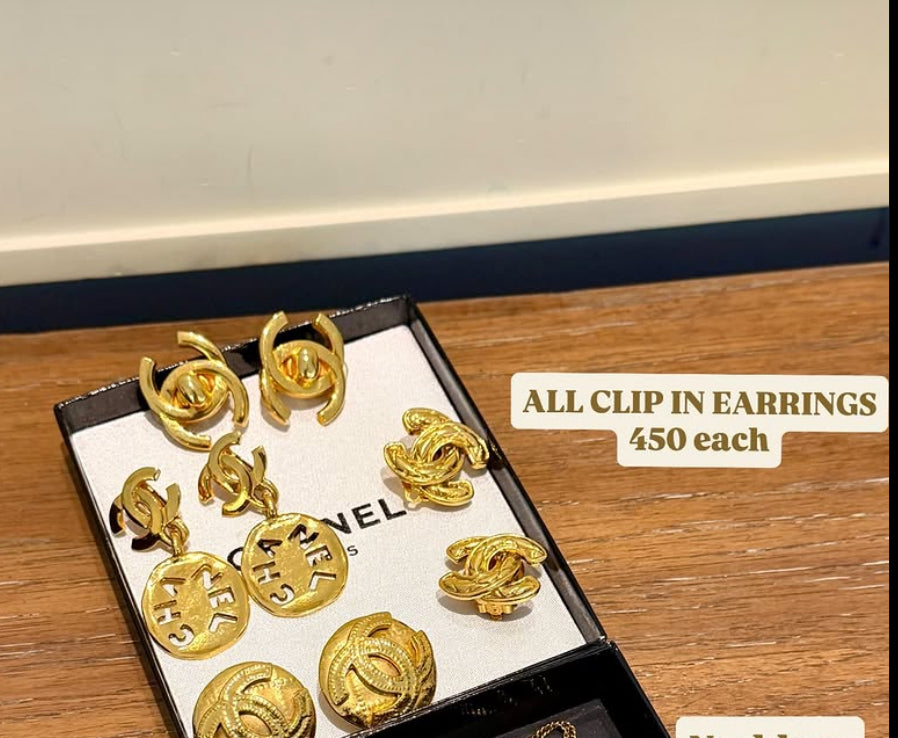 Chanel clip on earrings 1 pair
