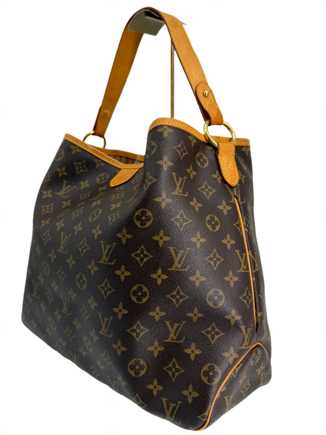 Louis Vuitton Monogram Delightful MM shoulder hobo bag in coated canvas with vachetta leather strap.