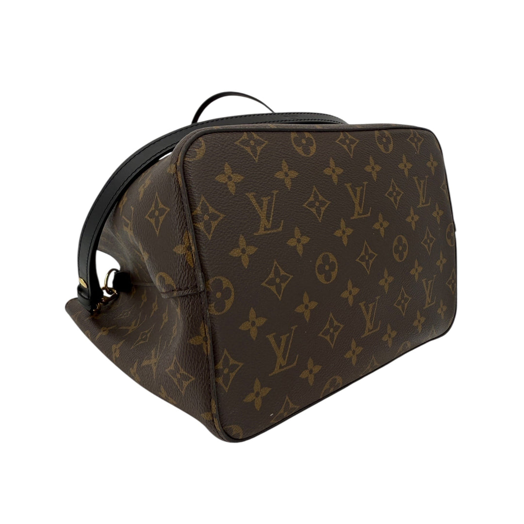 Louis Vuitton Monogram NéoNoé MM – Black Trim Bucket Crossbody Bag