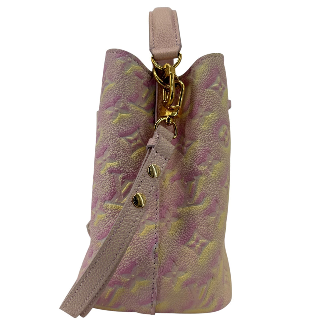 Louis Vuitton Empreinte Monogram Summer Stardust Néonoé BB Bucket Bag Pink