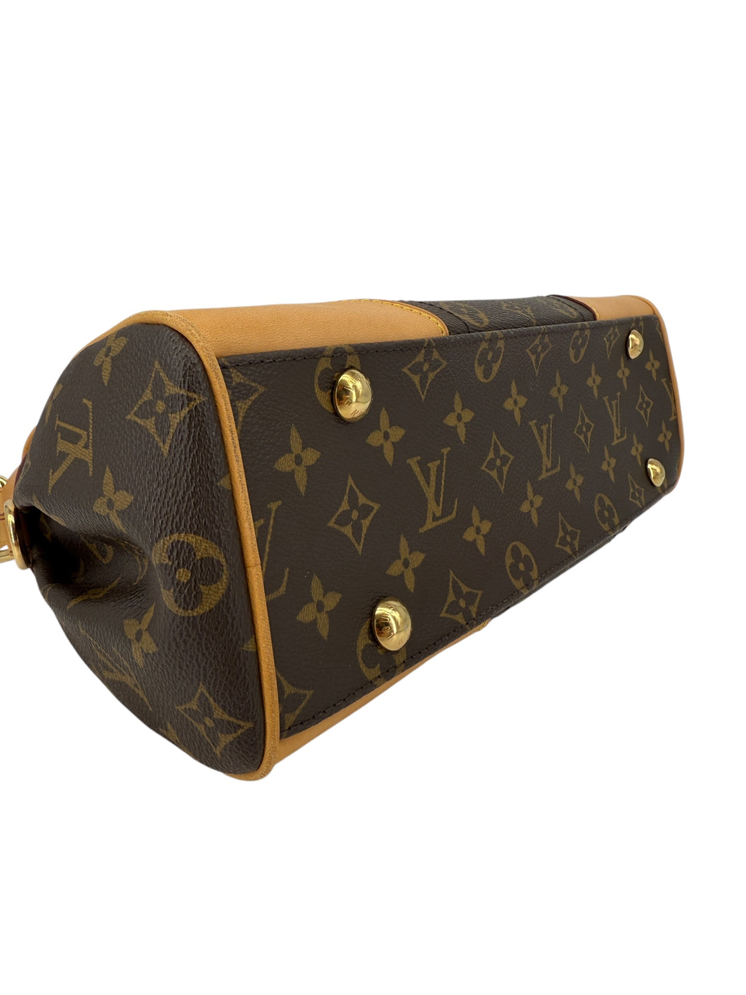 Louis Vuitton Monogram Beverly MM shoulder bag showing signature canvas and vachetta leather detail.