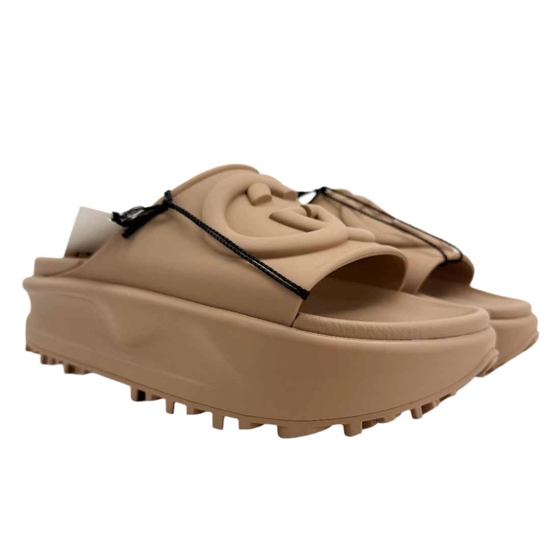 Gucci Interlocking G Platform Slide Sandals in Vintage Camel, soft rubber, size 36, stylish and minimalist design.