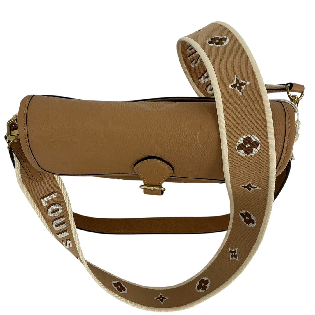 Louis Vuitton Diane Arizona base and underside view