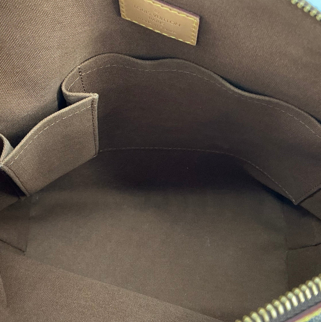 Louis Vuitton Monogram Lockit PM brown textile interior with two storage pockets